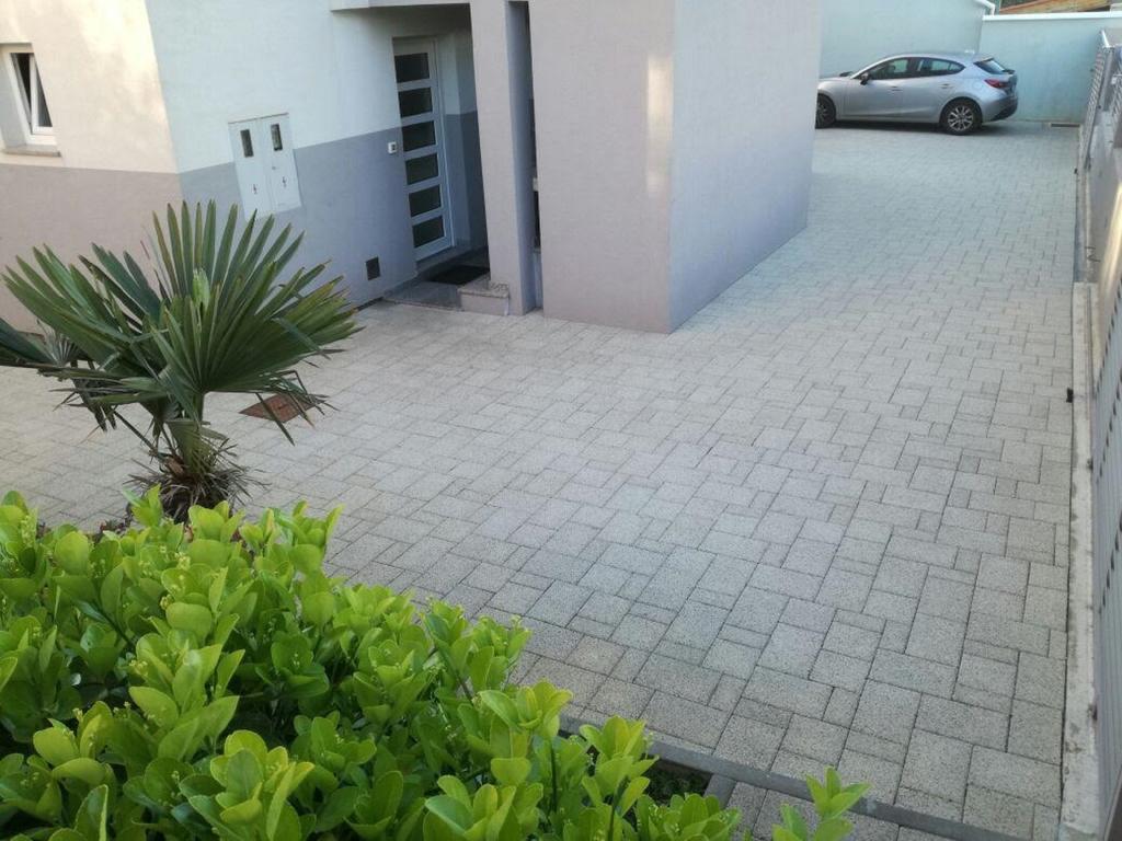 Beach Apartments Rafael ザダル エクステリア 写真