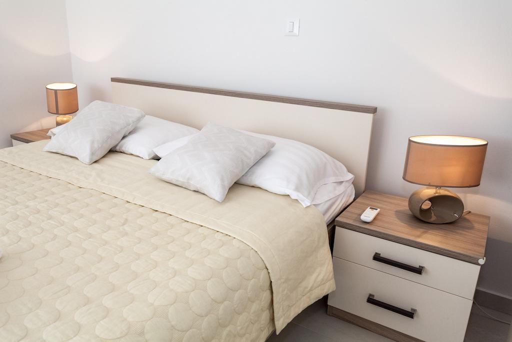 Beach Apartments Rafael ザダル エクステリア 写真